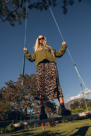 ANIMAL-PRINT PLEATED SKIRT - KHAKI