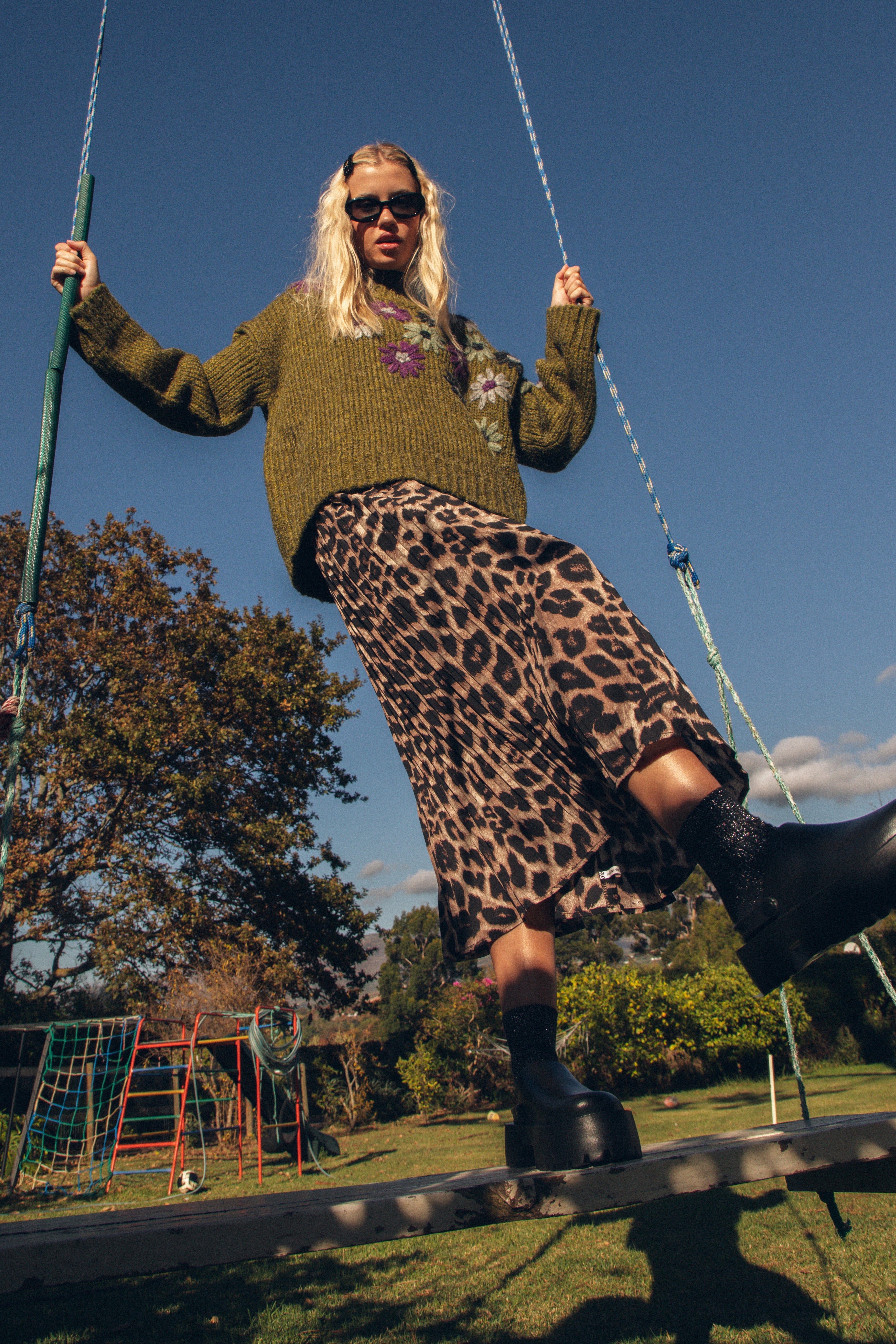 ANIMAL-PRINT PLEATED SKIRT - KHAKI