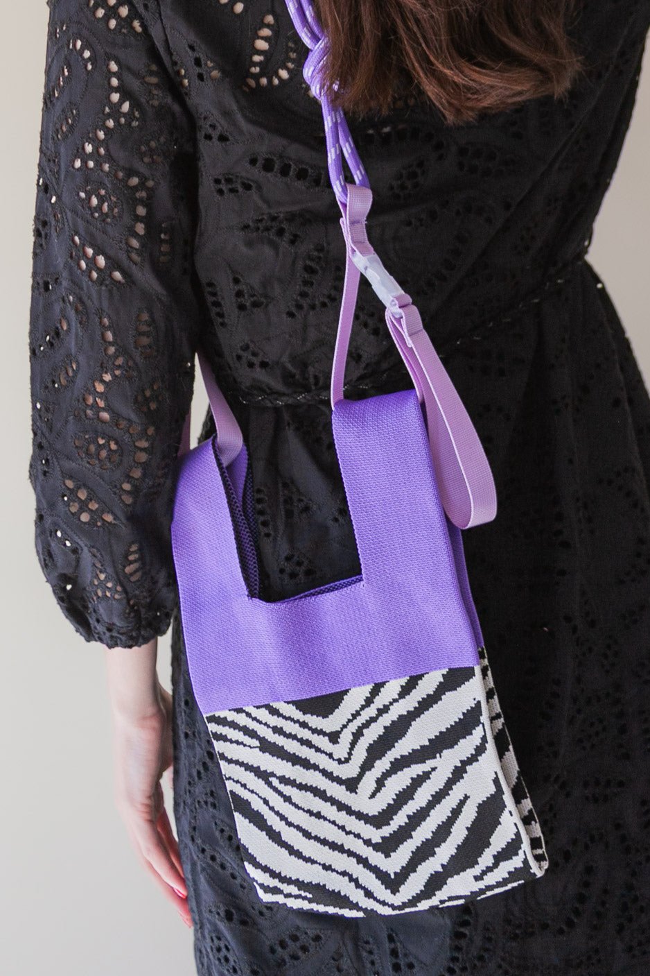 MINI KNIT TOTE - PURPLE ZEBRA