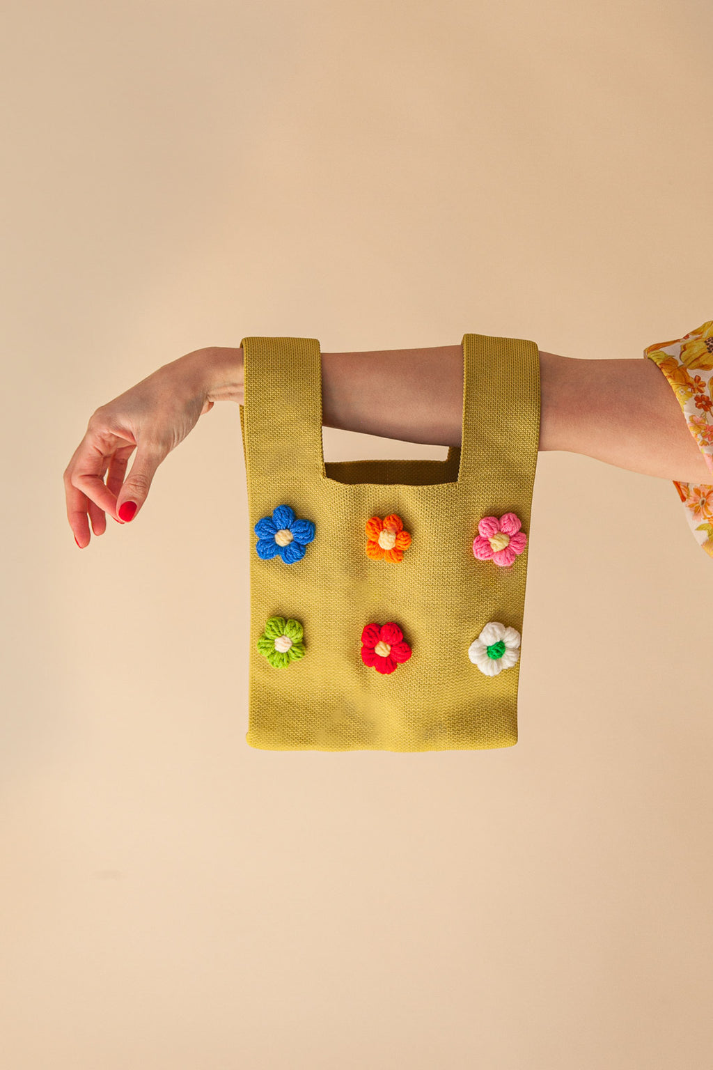 MINI KNIT TOTE - CRAZY DAISIES