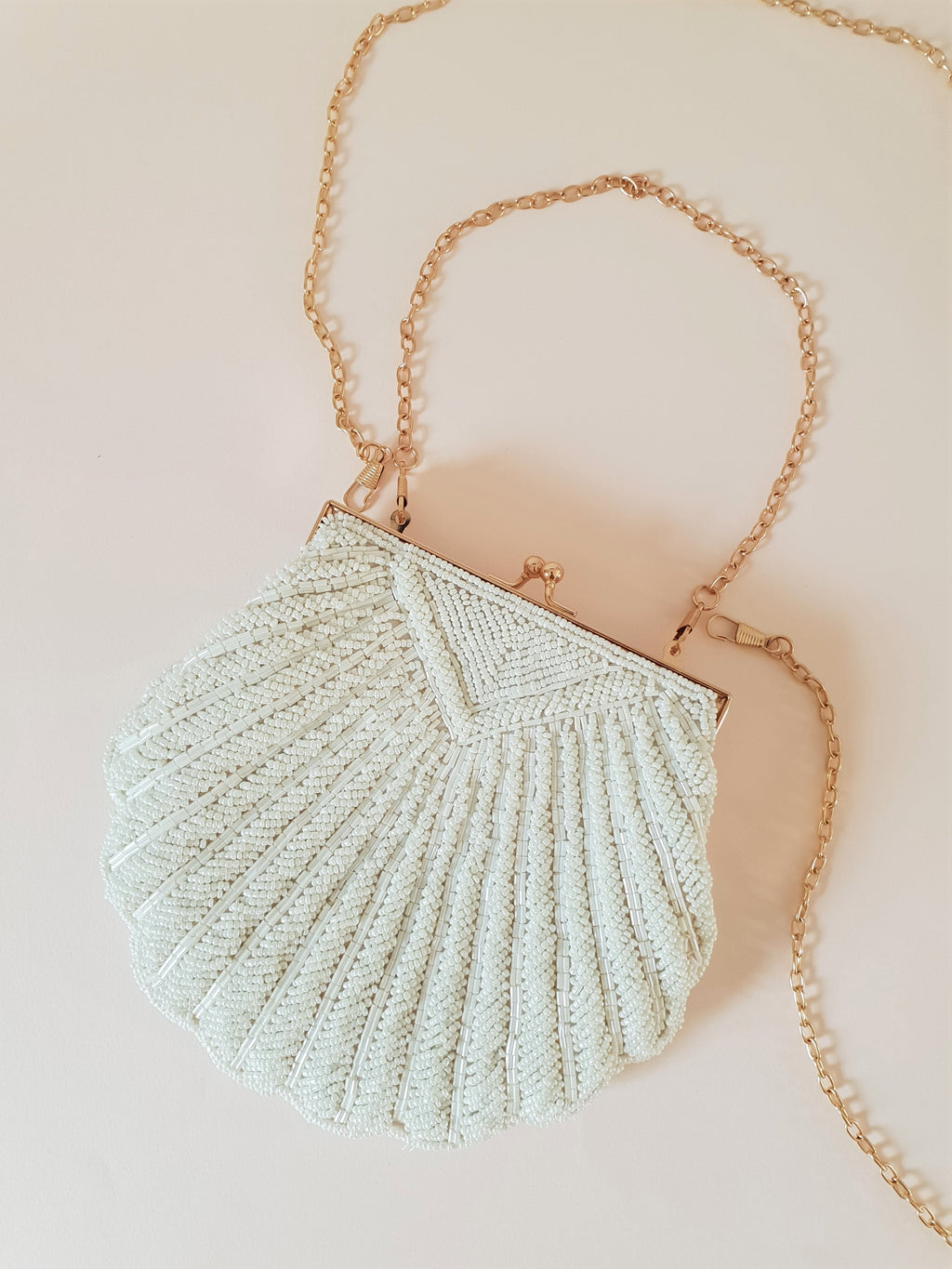 FULLY BEADED SHELL EVENING BAG