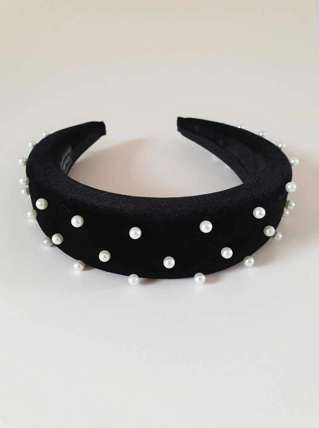 THE HARPER VELVET PADDED HALO BAND WITH PEARLS - BLACK