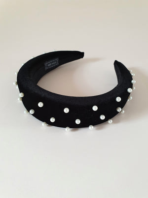 THE HARPER VELVET PADDED HALO BAND WITH PEARLS - BLACK