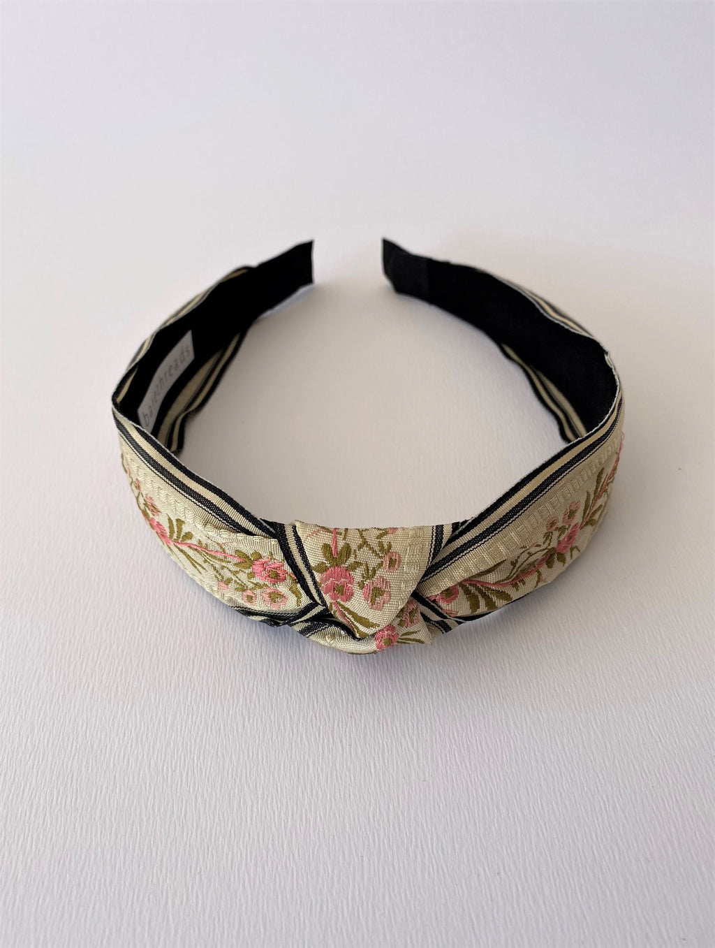 THE PRIMROSE EMBROIDERED BAND